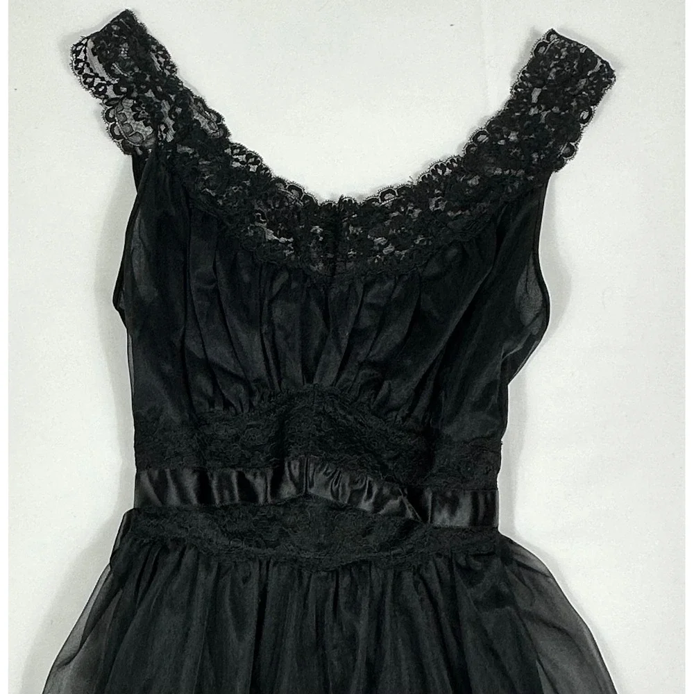 Vintage Vanity Fair Tricot Nylon Black Lace‎ Sheer Nightgown Lingerie Sz 32